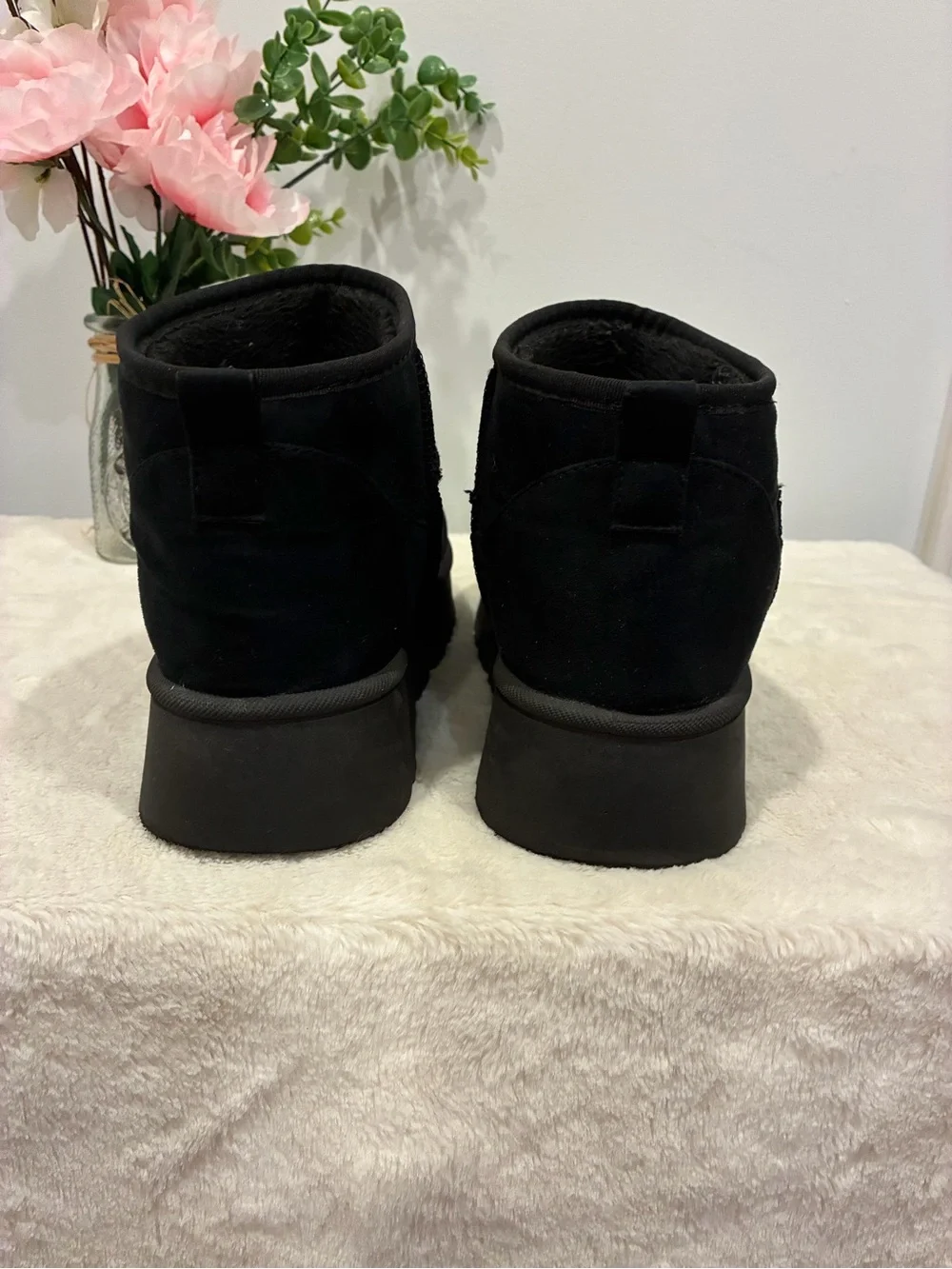 Wild Diva Black Suede-Look Platform Ankle Booties Size 8.5